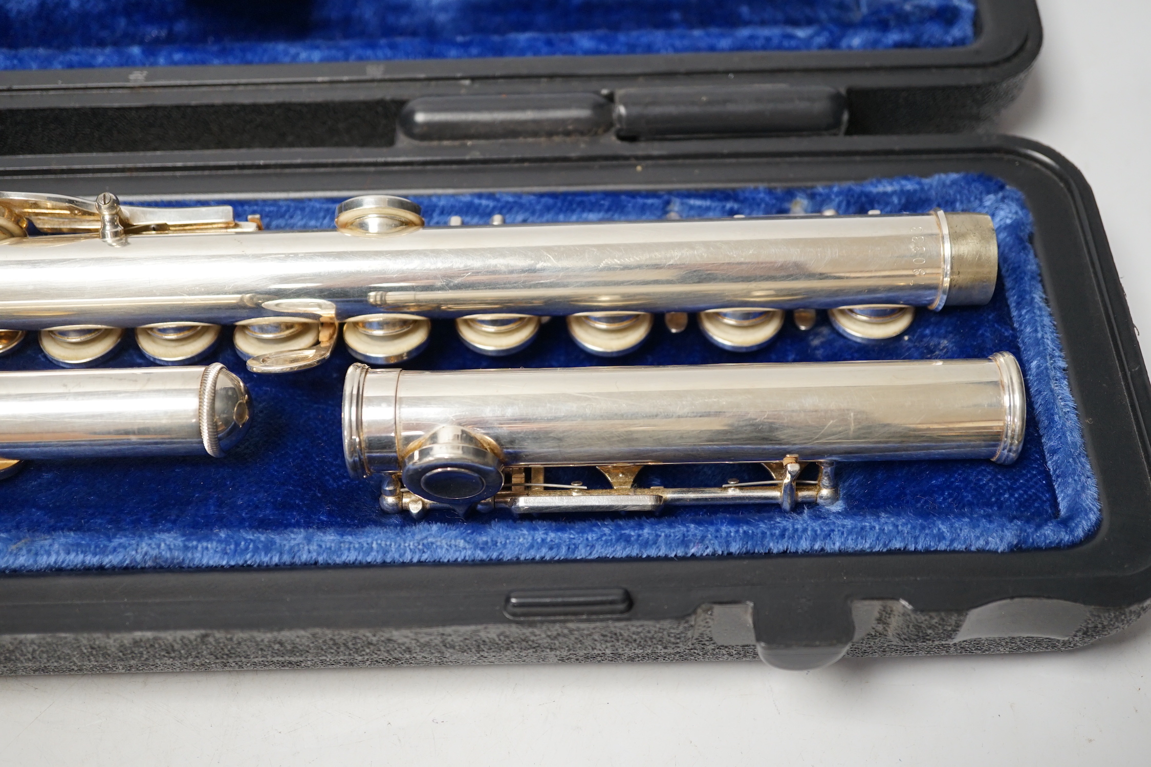 A cased Selmer, USA flute, 1206, with closed hole key work